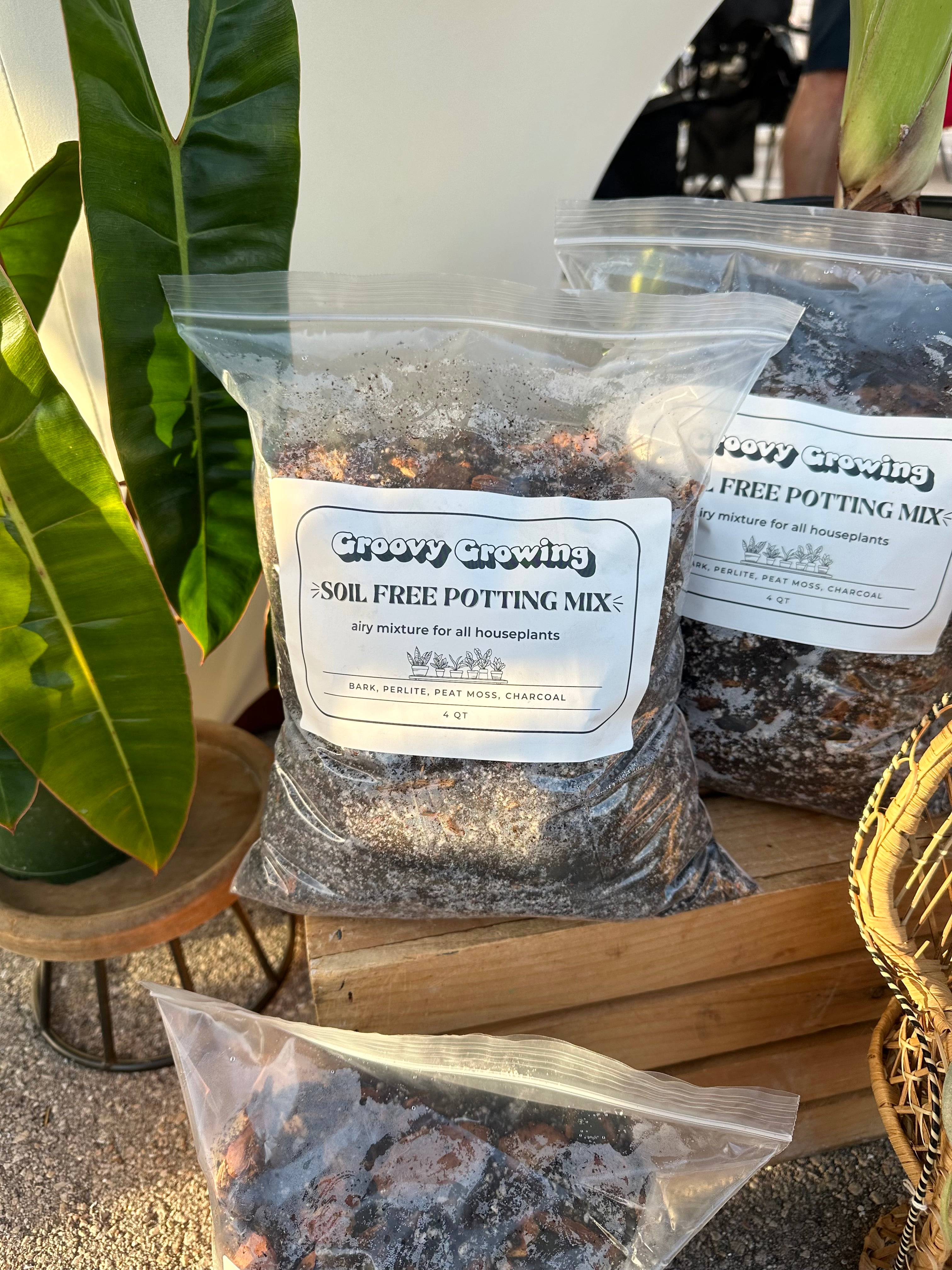 airy potting mix Soil Free Potting Mix